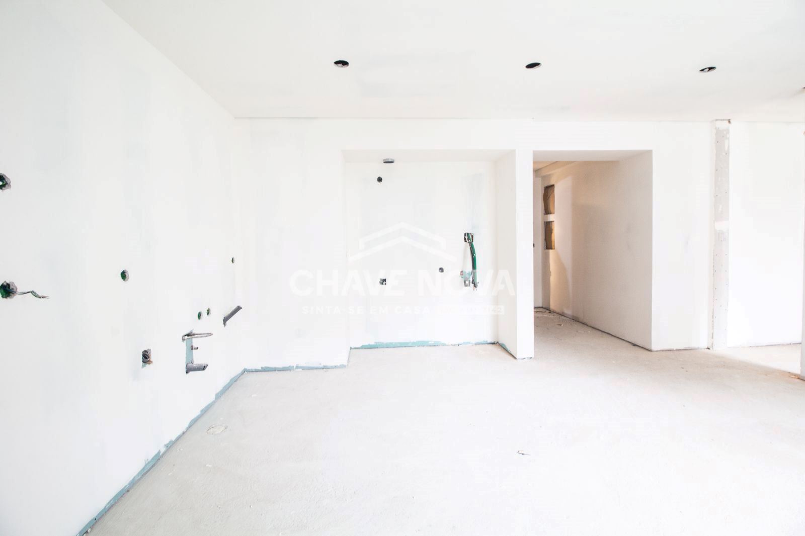 Apartamento T1 NOVO - Condomínio Fechado com Piscina - Canidelo