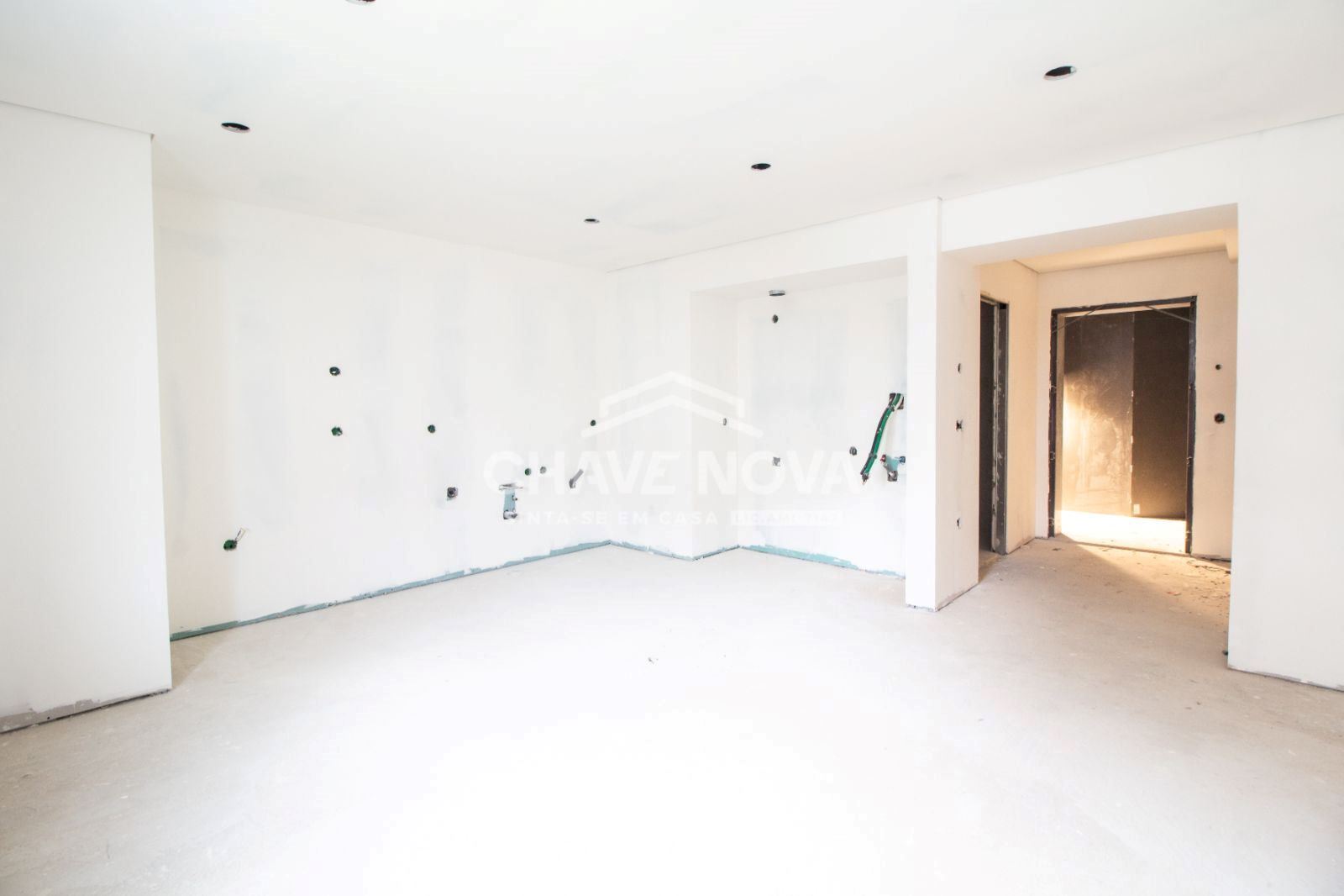 Apartamento T1 NOVO - Condomínio Fechado com Piscina - Canidelo
