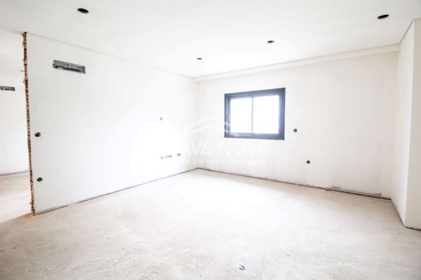 Apartamento T1 NOVO - Condomínio Fechado com Piscina - Canidelo