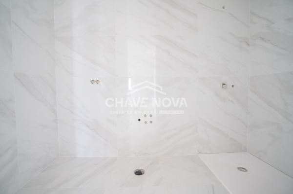 Apartamento T3 Novo c/ Lugar de Garagem Duplo em Santa Marinha (Coimbrões)