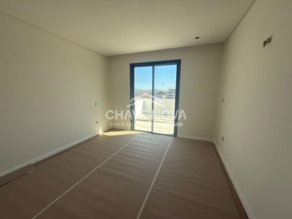 Apartamento T3 Novo Último Piso c/ Terraço e Garagem Box em Santa Marinha (Coimbrões)