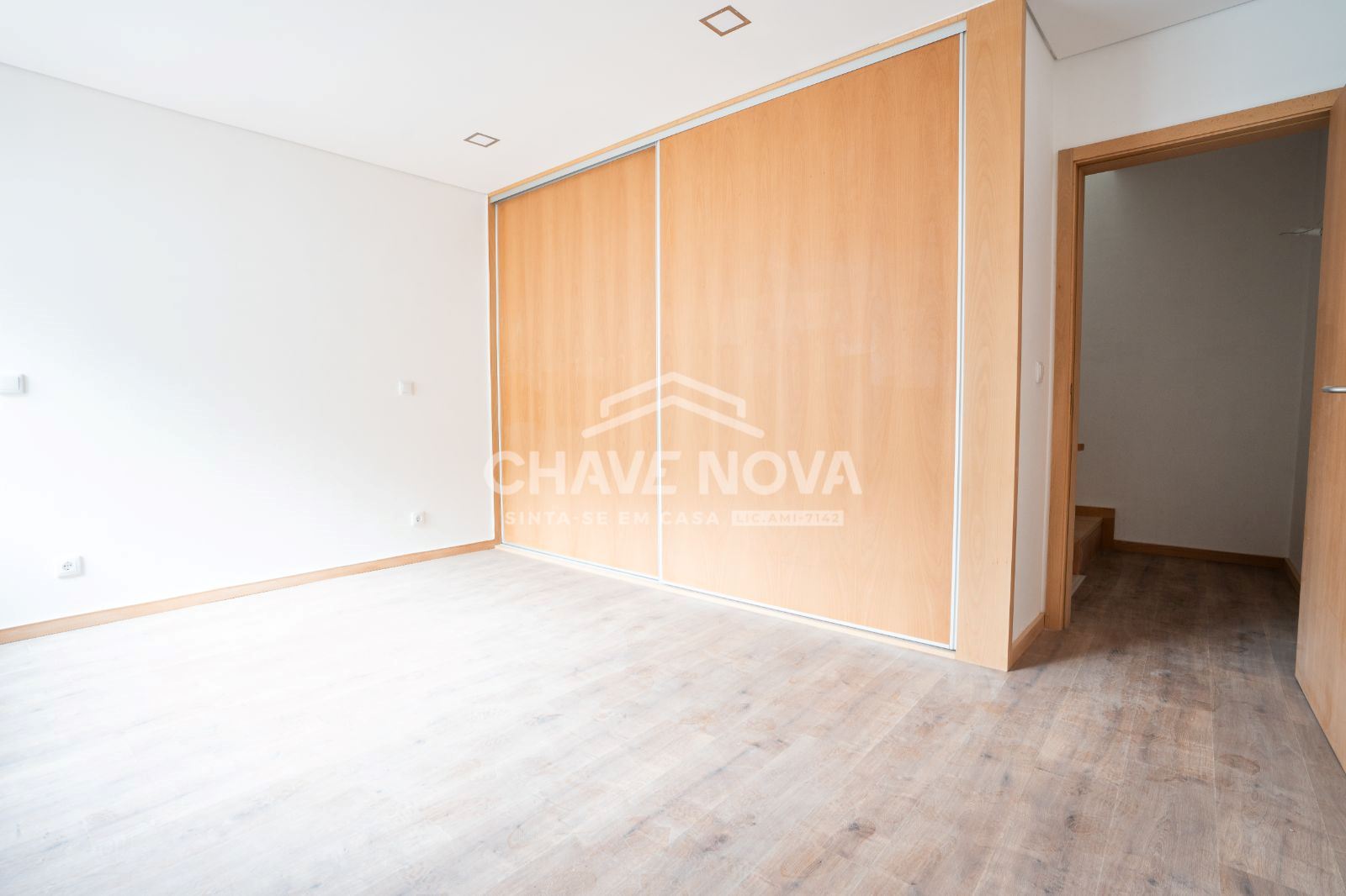 Moradia T3 para Venda em Mafamude e Vilar do Paraíso Foto 11