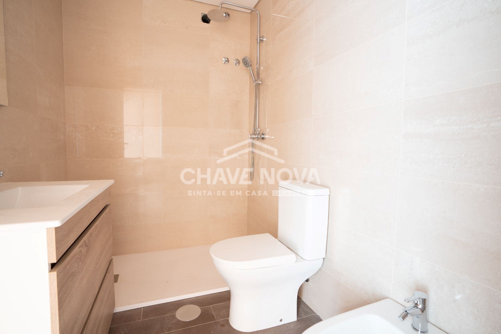 Moradia T3 para Venda em Mafamude e Vilar do Paraíso Foto 16