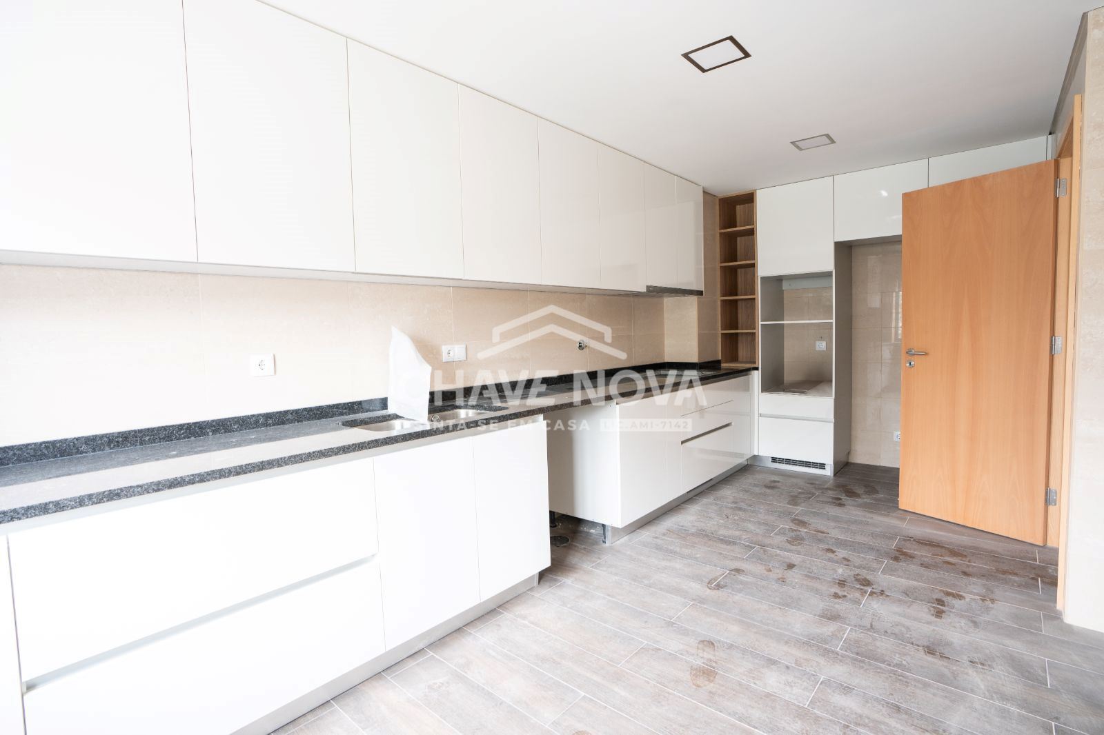 Moradia T3 para Venda em Mafamude e Vilar do Paraíso Foto 3