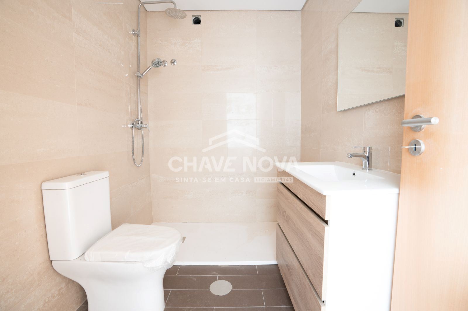 Moradia T3 para Venda em Mafamude e Vilar do Paraíso Foto 14