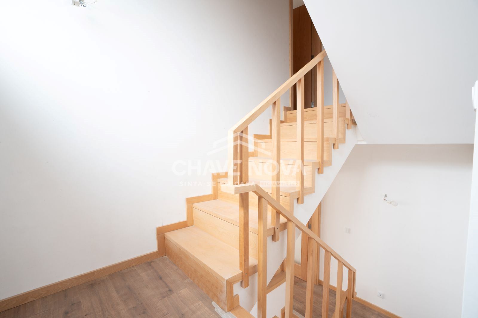 Moradia T3 para Venda em Mafamude e Vilar do Paraíso Foto 11