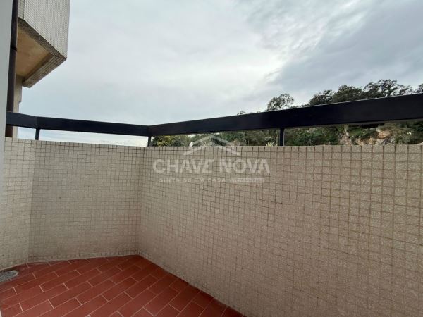 Apartamento T2, totalmente renovado em Campanhã