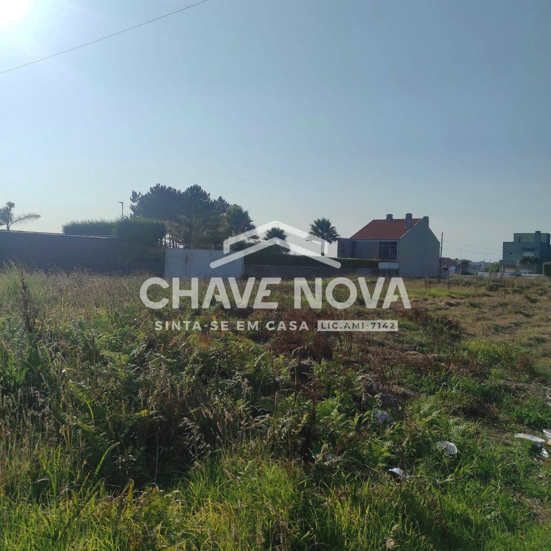 Terreno p/Construção de moradias em Arcozelo