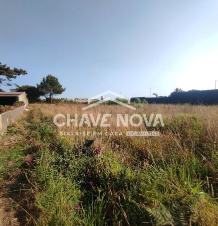 Terreno p/Construção de moradias em Arcozelo
