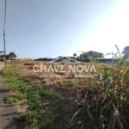 Terreno p/Construção de moradias em Arcozelo