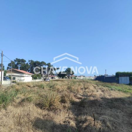 Terreno p/Construção de moradias em Arcozelo