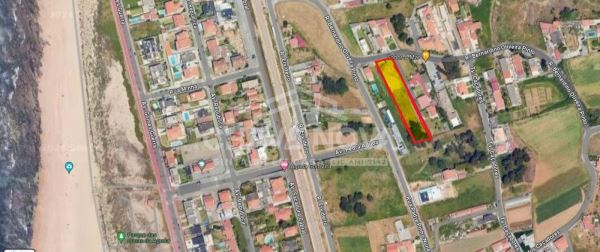 Terreno p/Construção de moradias em Arcozelo