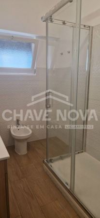 Apartamento T3 com duas Varandas, 2 WC e Excelente Localização