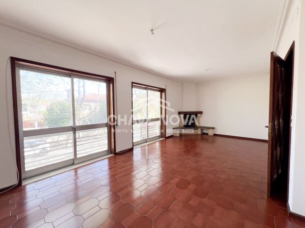 Moradia T3 em Arcozelo