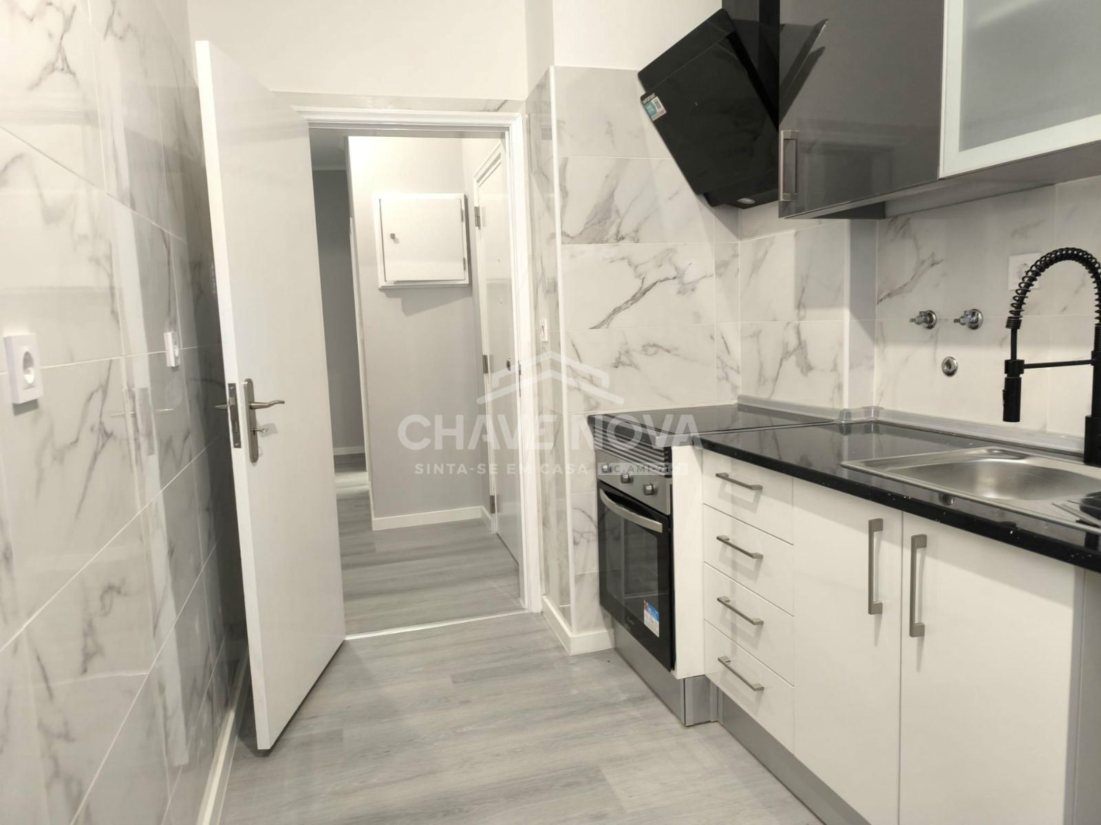 Apartamento T3 totalmente remodelado – Loures | Excelente Localização e Acessibilidades