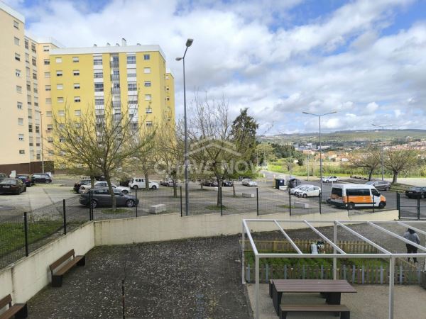 Apartamento T3 totalmente remodelado – Loures | Excelente Localização e Acessibilidades