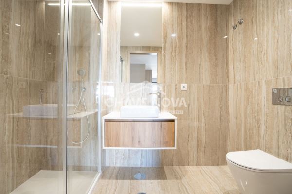 Apartamento para Arrendar T3 Novo, com Terraço, Vista Mar, no Empreendimento Madalena Living, VN Gaia
