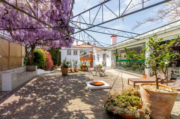 Fantástica Quinta a 30 minutos do Porto com salão de jogos e jardim!