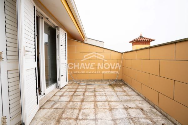 Moradia T4 em Labruge – A 300m da Praia, um Refúgio de Conforto e Elegância