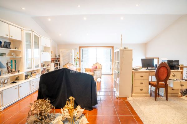 Moradia T4 em Labruge – A 300m da Praia, um Refúgio de Conforto e Elegância