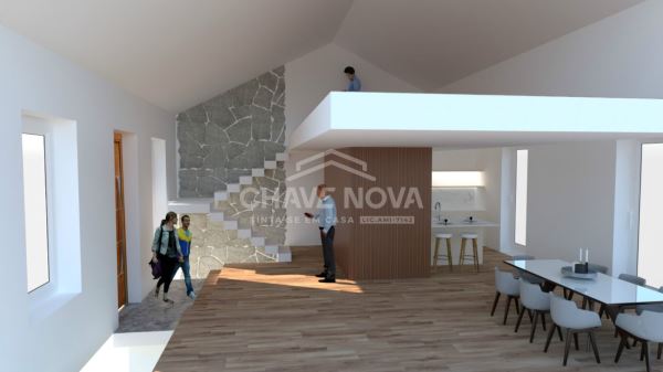 Moradia V3 com jardim, junto ao Jardim da Corujeira
