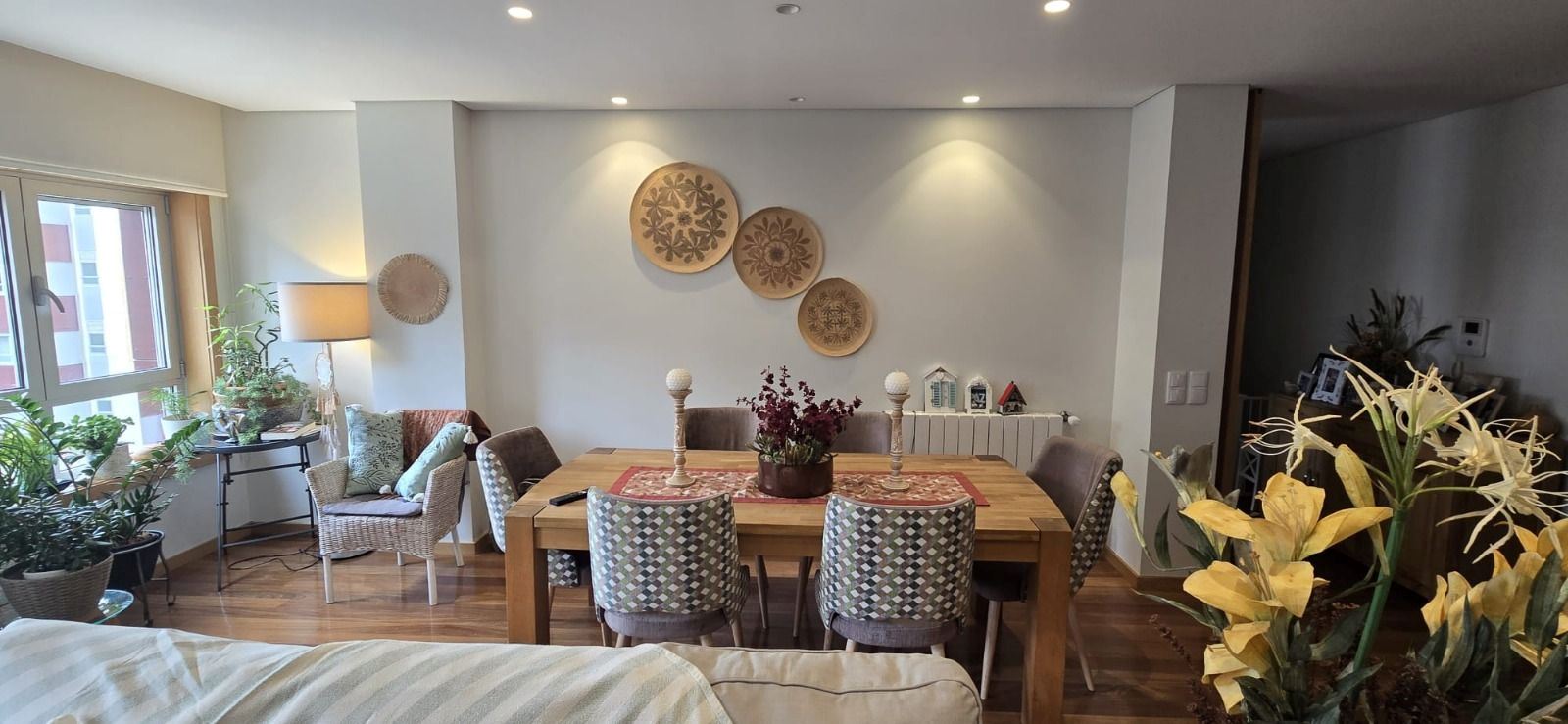 Apartamento T3+1 duplex, 1º piso, BOX para 2 carros - Oliveira Douro