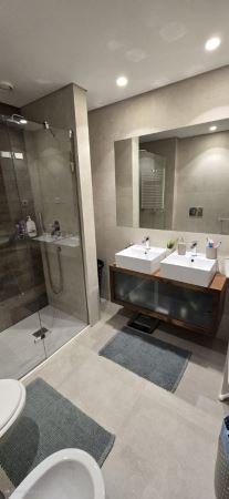 Apartamento T3+1 duplex, 1º piso, BOX para 2 carros - Oliveira Douro
