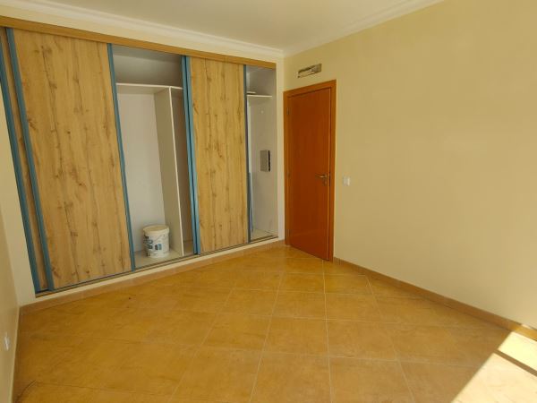 🏡 Moradia T3 com Terreno Generoso – Para Venda no Cotovio, a 20 min de Tavira
