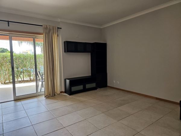 APARTAMENTO T3  PARA ARRENDAMENTO ANUEL PERTO DA PRAIA DA FALESIA, VILAMOURA