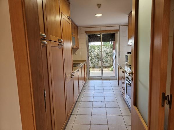 APARTAMENTO T3  PARA ARRENDAMENTO ANUEL PERTO DA PRAIA DA FALESIA, VILAMOURA