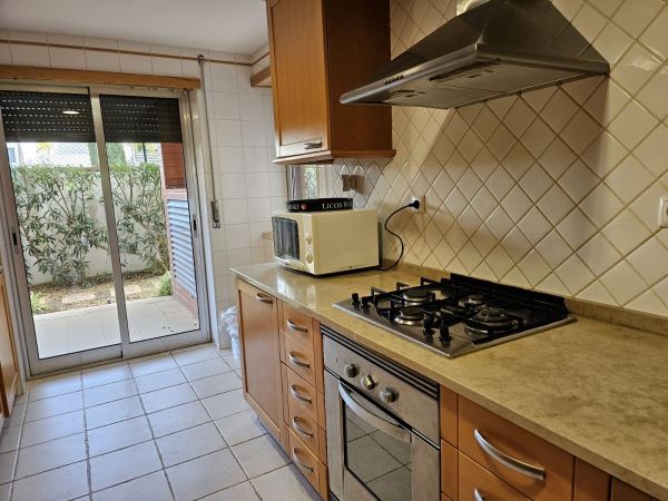 APARTAMENTO T3  PARA ARRENDAMENTO ANUEL PERTO DA PRAIA DA FALESIA, VILAMOURA