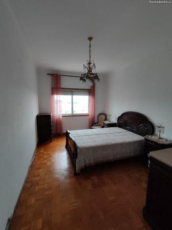 Apartamento T2+1 em Santo Ovídio
