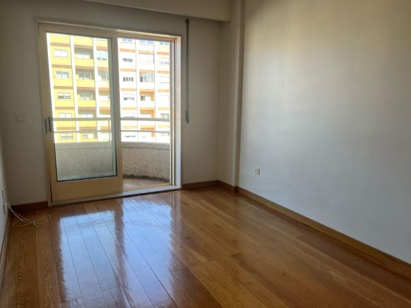 Apartamento T1 na Avenida da República
