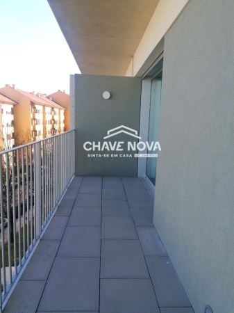 Apartamento T2 Novo para Arrendamento – Junto ao Metro de Salgueiros, Porto