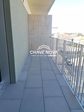 Apartamento T2 Novo para Arrendamento – Junto ao Metro de Salgueiros, Porto