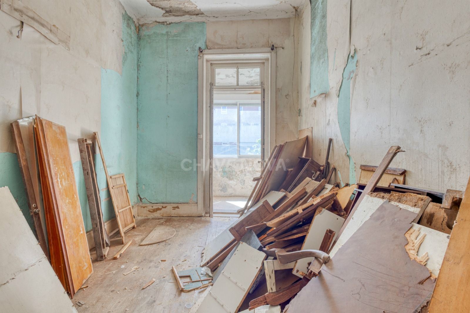 Moradia T6 para Venda em Paranhos