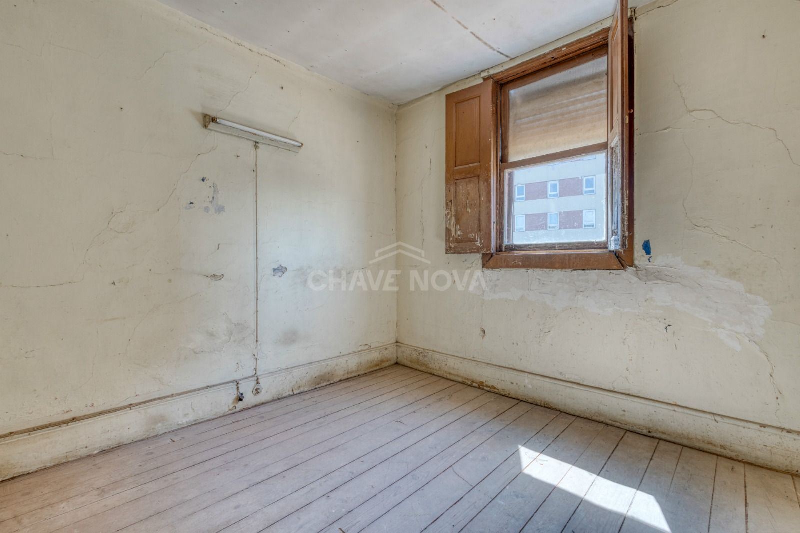 Moradia T6 para Venda em Paranhos