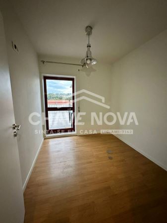 Apartamento T2 com Terraço e Excelente Exposição Solar - Águas Santas - Maia