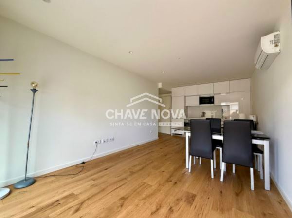Apartamento T1 Novo para Arrendamento – Santa Marinha, Vila Nova de Gaia