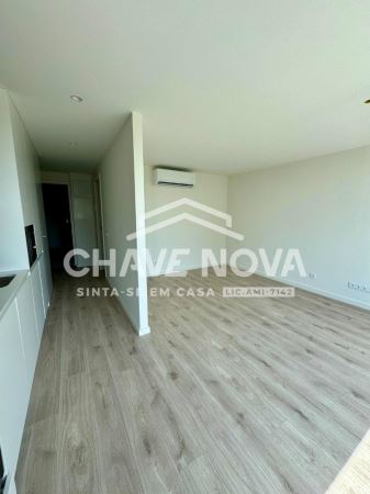 Apartamento T0  Empreendimento Caulinos Residence
