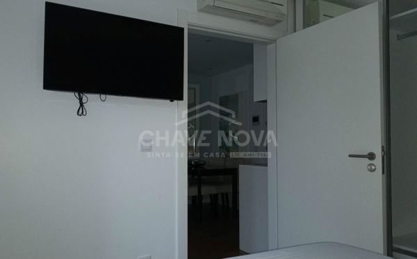 Apartamento T1 mobilado para arrendar, nas Avenidas Novas, Lisboa