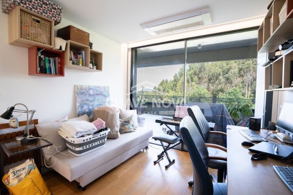 Excelente T3 no Empreendimento República Residence, localizado a 5 minutos a pé do metro João de Deus