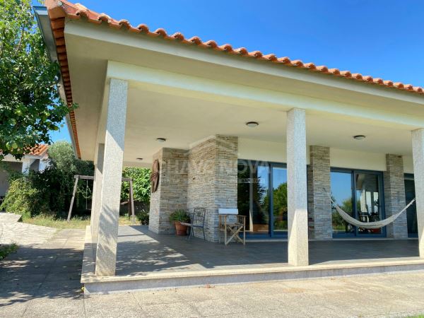 Moradia T4 Térrea em Vilarandelo, Valpaços