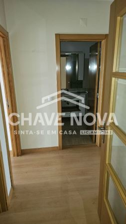 Moradia T3 triplex à venda em Milharado/Venda do Pinheiro.