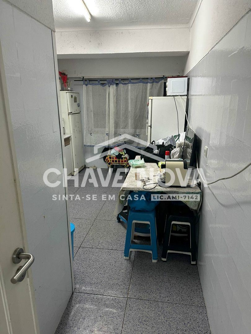  Apartamento T2 à venda em Agualva e Mira-Sintra 
