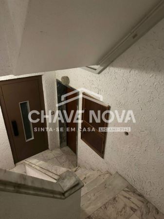  Apartamento T2 à venda em Agualva e Mira-Sintra 