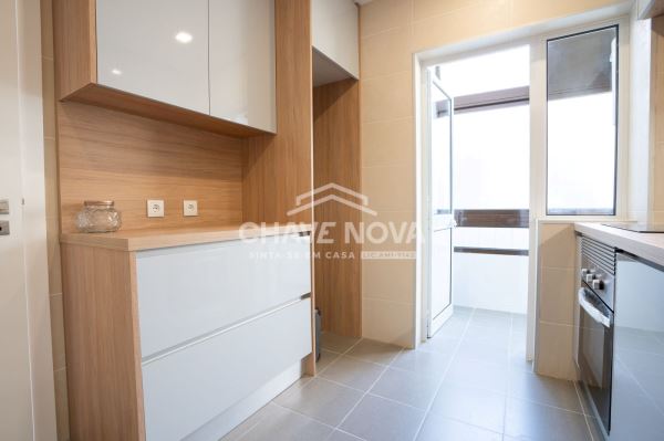Apartamento T2 Renovado - Mafamude, Vila Nova de Gaia
