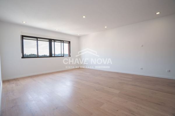 Apartamento T2 Renovado - Mafamude, Vila Nova de Gaia
