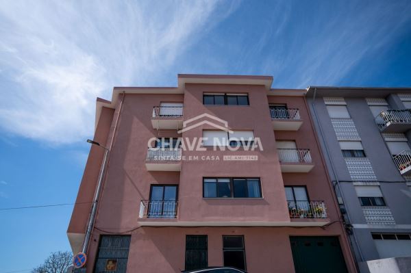 Apartamento T2 Renovado - Mafamude, Vila Nova de Gaia
