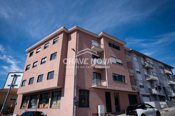 Apartamento T2 Renovado - Mafamude, Vila Nova de Gaia